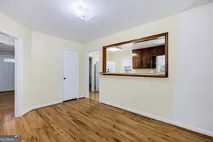 1024 Oakdale Dr SE, Smyrna, GA 30080 - Photo 13