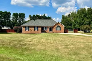 75 Kristin Ct, Colbert, GA 30628 - Photo 3