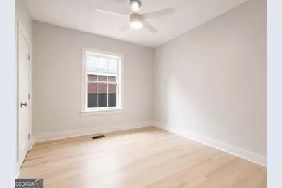 726 Pearce Street SW, Atlanta, GA 30310 - Photo 13