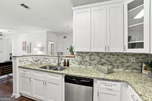 512 Spring Heights Ln SE, Smyrna, GA 30080 - Photo 17