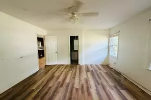 145 W Triple Tree Dr, Carrollton, GA 30117 - Photo 15