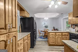100 Woodmoor Dr, Newnan, GA 30263 - Photo 17