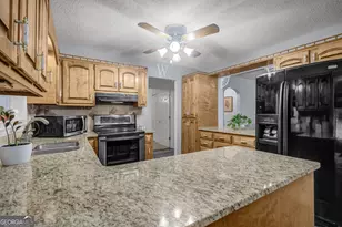 100 Woodmoor Dr, Newnan, GA 30263 - Photo 15