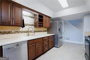 2890 Woodruff Dr SE, Smyrna, GA 30080 - Photo 9