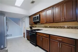 2890 Woodruff Dr SE, Smyrna, GA 30080 - Photo 9