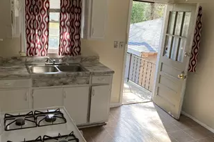 1052 SW Birch St, Atlanta, GA 30310 - Photo 5