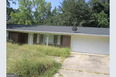 727 S Carter Drive, Jonesboro, GA 30236 - Photo 1