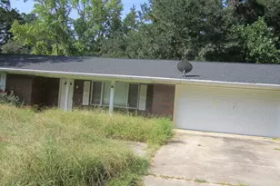 727 S Carter Dr, Jonesboro, GA 30236 - Photo 1