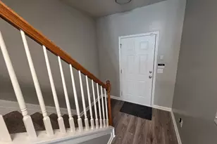 1722 Bayrose Cir, East Point, GA 30344 - Photo 5