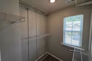 1722 Bayrose Cir, East Point, GA 30344 - Photo 17