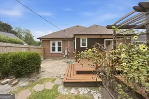3857 Drury Dr, Macon, GA 31204 - Photo 11