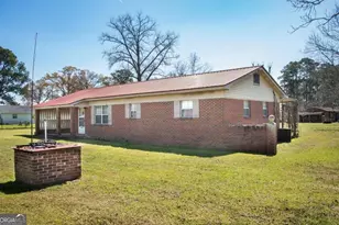 2817 Cherokee St, Waycross, GA 31503 - Photo 11