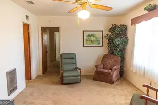 2817 Cherokee St, Waycross, GA 31503 - Photo 3