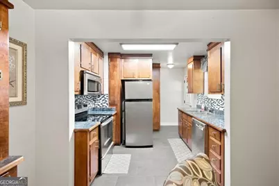 121 Karen Drive, Warner Robins, GA 31088 - Photo 9
