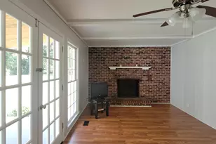 215 Poplar Cir, Lagrange, GA 30241 - Photo 7