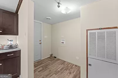 180 Lucious Street, Pembroke, GA 31321 - Photo 11