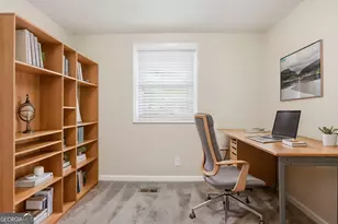1678 Lee St, Decatur, GA 30035 - Photo 5