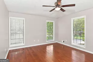 3409 Mill Stream Ln SW, Marietta, GA 30060 - Photo 7