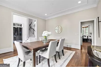 455 Laurel Chase Court, Sandy Springs, GA 30327 - Photo 11