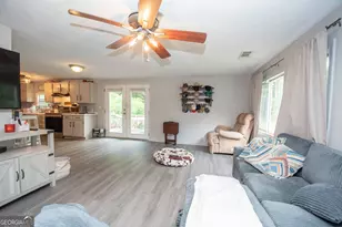2151 Blue Creek Rd, Hogansville, GA 30230 - Photo 9
