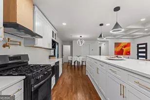 2600 Lisa Dr SW, Atlanta, GA 30311 - Photo 5