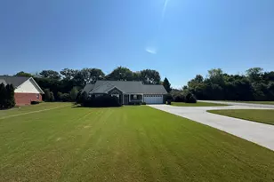 134 Brookstone Dr SW, Calhoun, GA 30701 - Photo 5