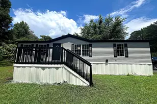 225 Stratford Dr, Hampton, GA 30228 - Photo 1