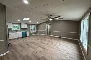 225 Stratford Dr, Hampton, GA 30228 - Photo 3