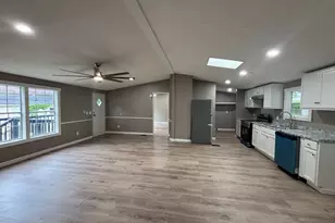 225 Stratford Dr, Hampton, GA 30228 - Photo 5
