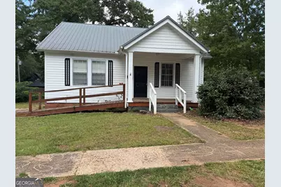 204 Royal Avenue, Hogansville, GA 30230 - Photo 1