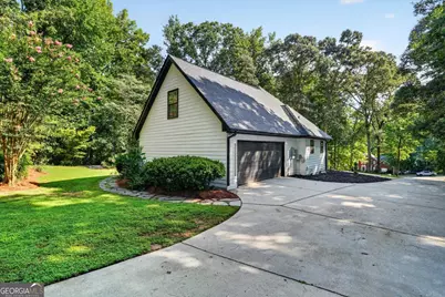 141 Amicalola Way, Jonesboro, GA 30236 - Photo 15