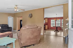304 Oscar Dr, Sandersville, GA 31082 - Photo 5
