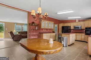 304 Oscar Dr, Sandersville, GA 31082 - Photo 7