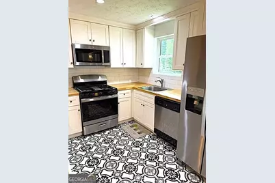 2005 Harwinor Road SE, Smyrna, GA 30082 - Photo 7