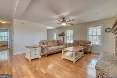 6129 Ruth Drive, Young Harris, GA 30582 - Photo 7