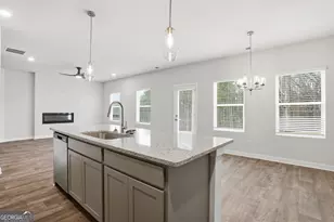 368 Jarrett St, Fairburn, GA 30213 - Photo 9