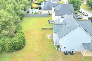 3885 Wellbrook Dr, Loganville, GA 30052 - Photo 15
