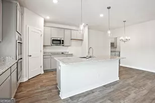 364 Jarrett St, Fairburn, GA 30213 - Photo 7
