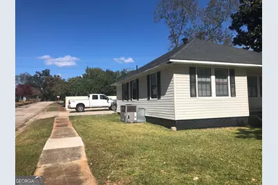 300 Fourth Avenue, Thomaston, GA 30286 - Photo 3