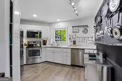 3304 The Trail Road, Gainesville, GA 30501 - Photo 7