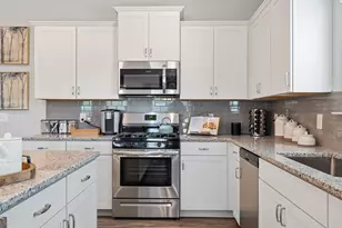 222 Jagee Dr, Byron, GA 31008 - Photo 9