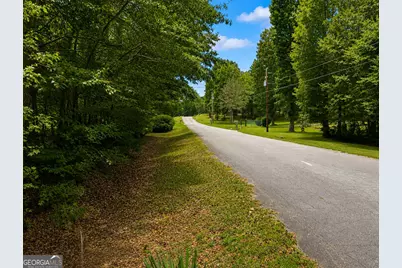 139 Shady Brook Lane, Barnesville, GA 30204 - Photo 5