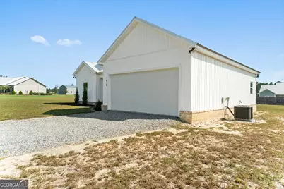 1434 Paris Avenue, Swainsboro, GA 30401 - Photo 5