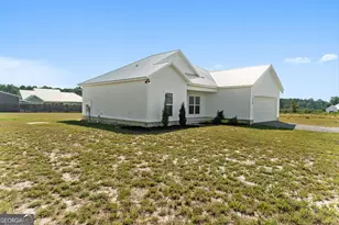 1434 Paris Ave, Swainsboro, GA 30401 - Photo 3