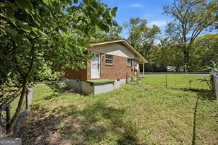 320 Smith Cir, Tunnel Hill, GA 30755 - Photo 3