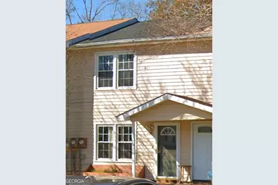 213 Woodcrest Circle #APT E, Warner Robins, GA 31093 - Photo 1