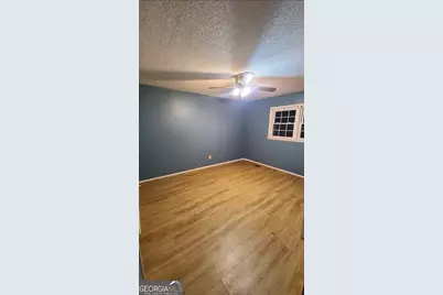 213 Woodcrest Circle #APT E, Warner Robins, GA 31093 - Photo 3