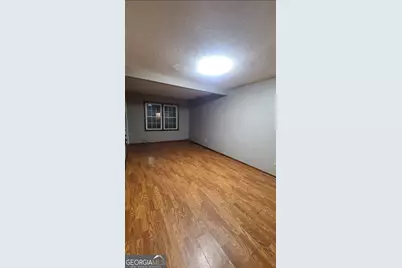 213 Woodcrest Circle #APT E, Warner Robins, GA 31093 - Photo 5