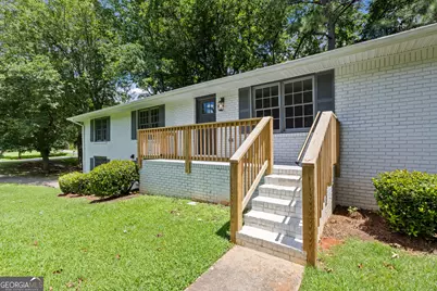 530 Shay Drive SW, Marietta, GA 30060 - Photo 3