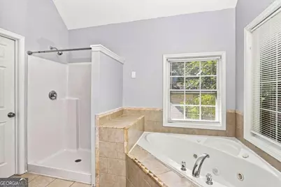 66 Holly Road NW, Atlanta, GA 30314 - Photo 11